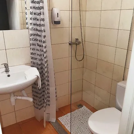 Apartament Dobry Najem 1 *