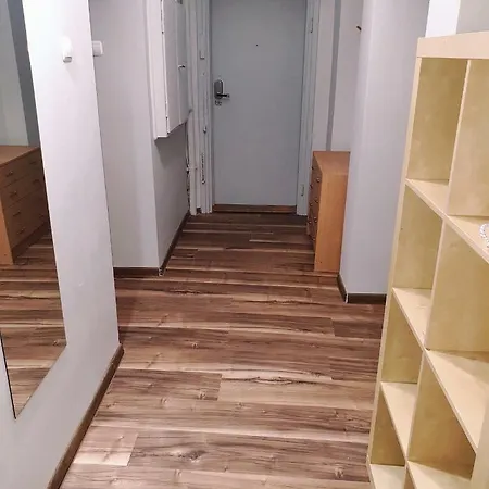 Dobry Najem 1 Apartament *